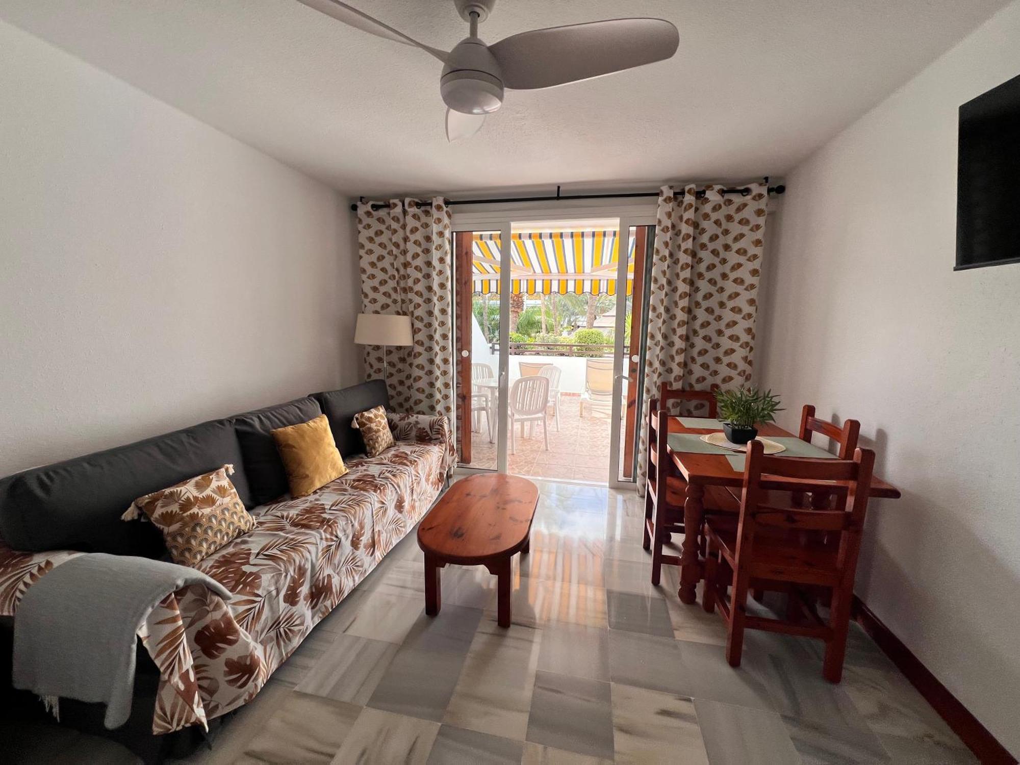 Seafront New Modern Apartment Playa de las Americas  Luaran gambar