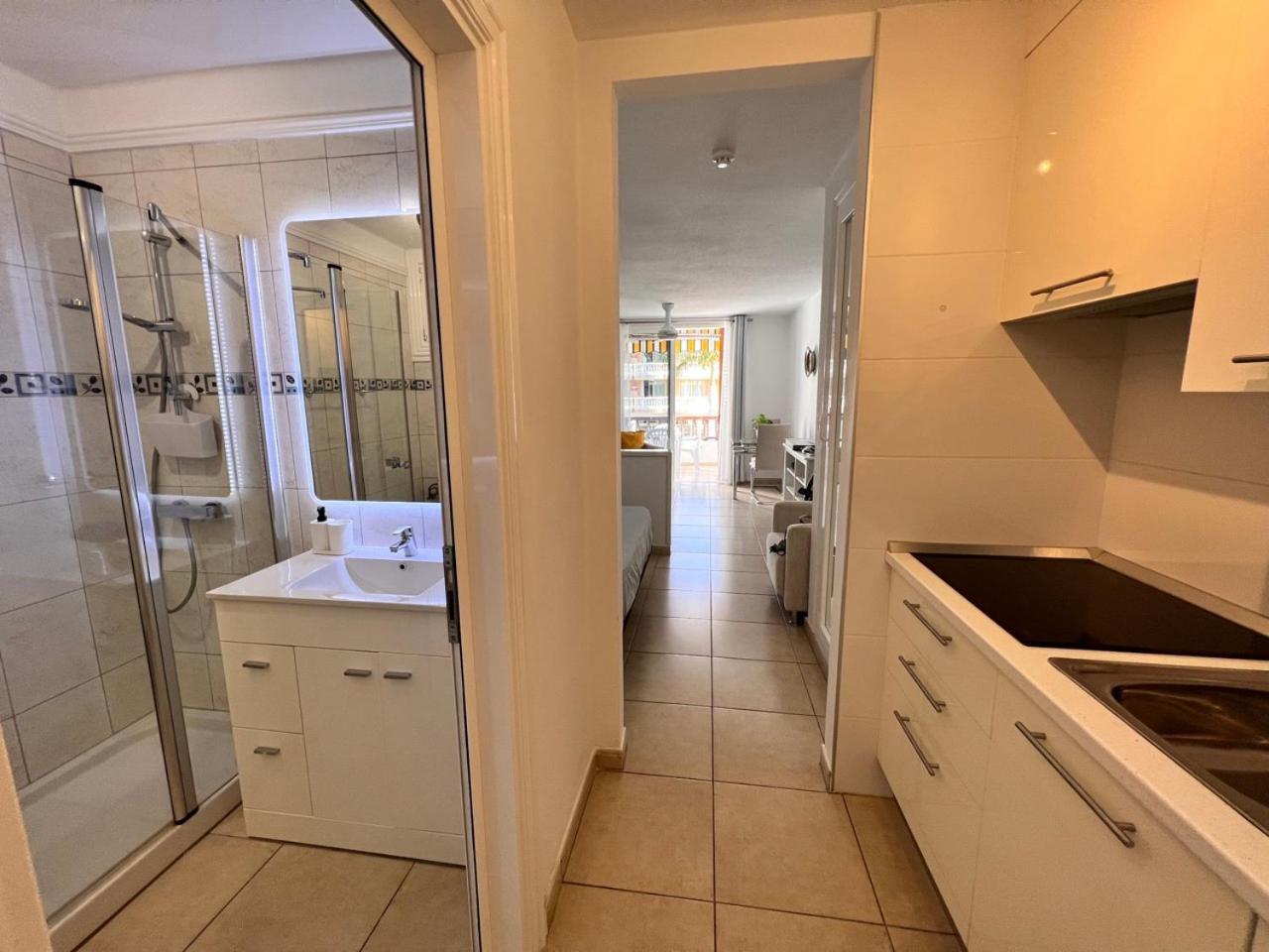 Seafront New Modern Apartment Playa de las Americas  Luaran gambar